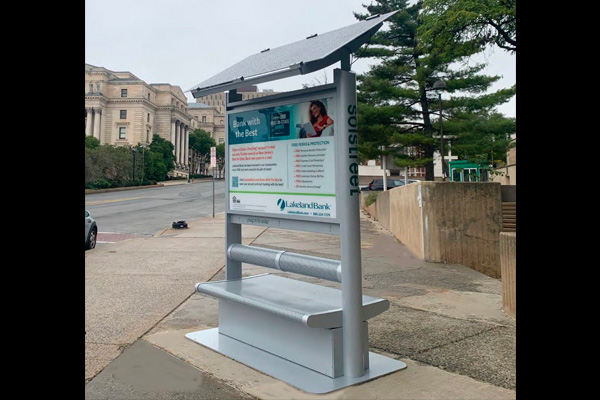Solstreet charging bench